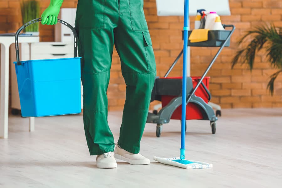 limpieza de muebles de oficina en A Coruña